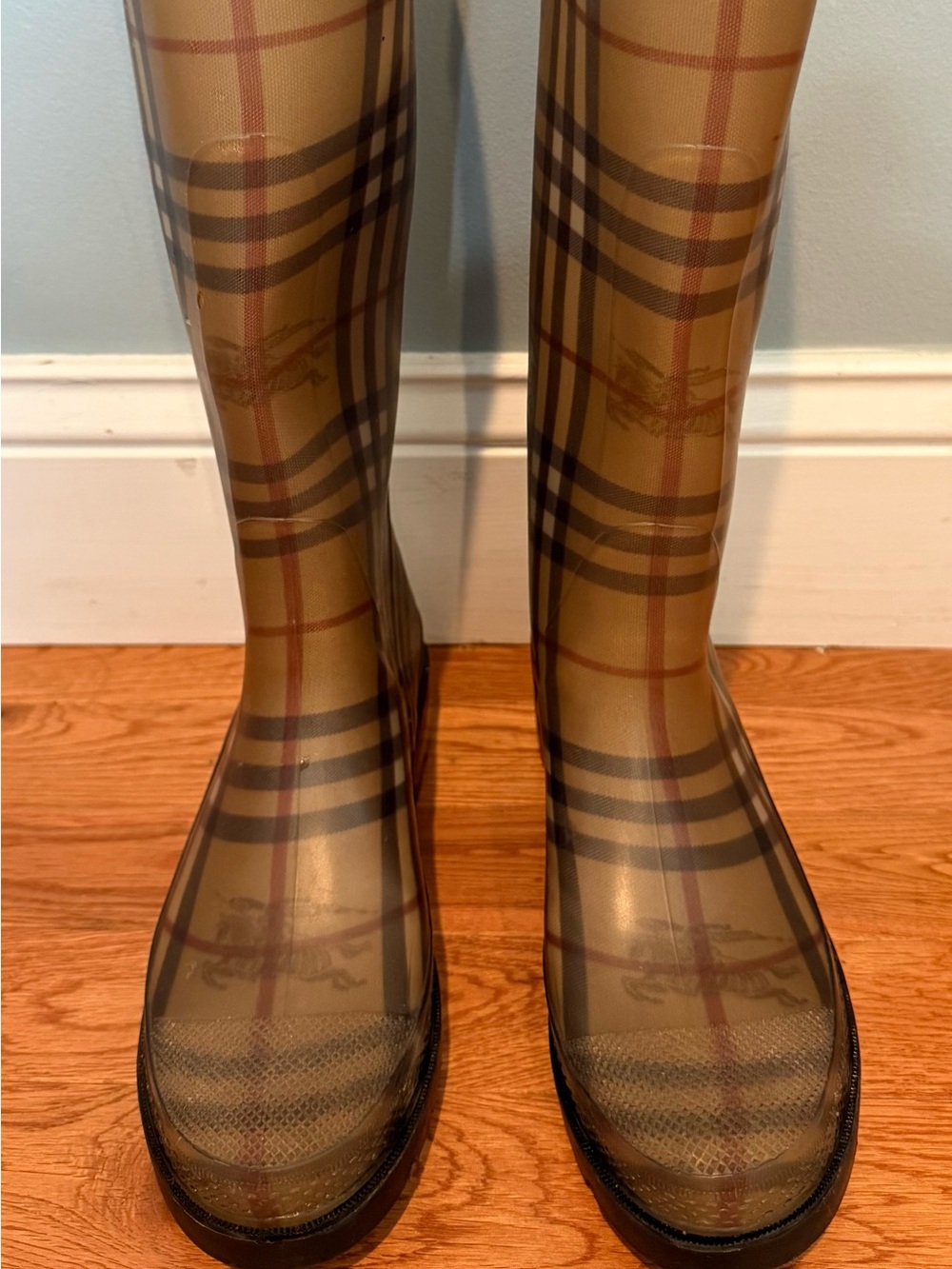 Authentic Burberry Women’s Check Rain Boots EU 38 US 7.5 Tan/Cream